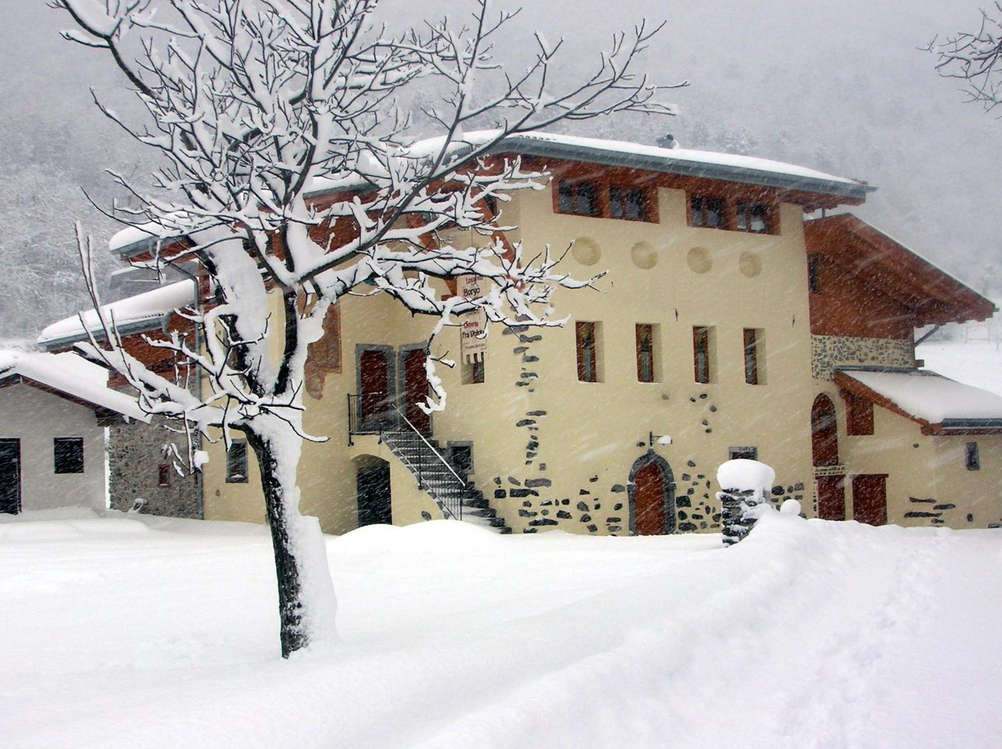 Locanda Borgo Chiese Castel Condino Exterior photo